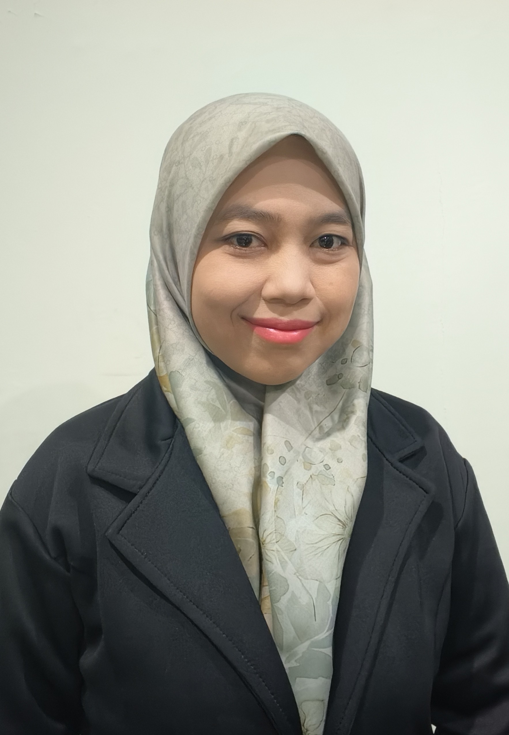 Dewi Pratiwi, M.Pd., CH., CHt. Profile